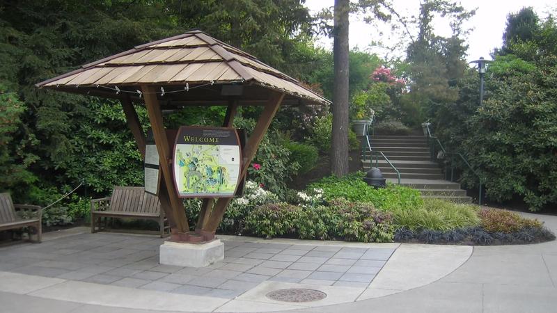 The entrance sign and plantings at Bellevue Botanical Garden.
