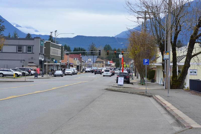 Downtown North Bend, with Mount Si behind the shops and the train depot.